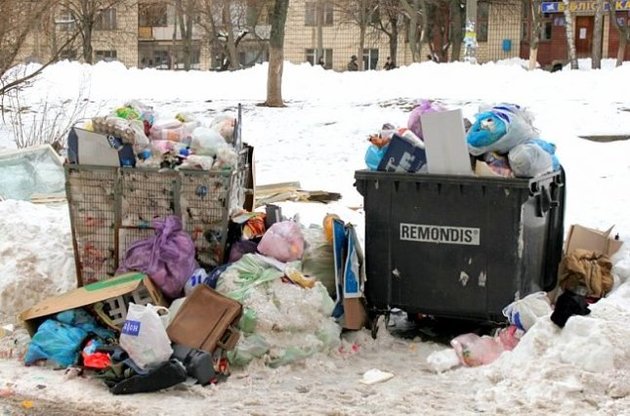 В КГГА в среду обещают вывезти весь мусор
