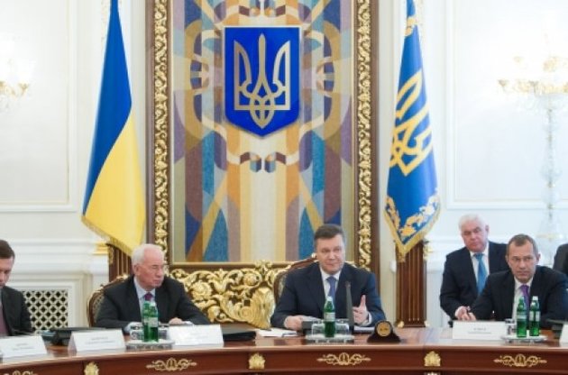 Янукович сообщил о планах активизировать падающую экономику