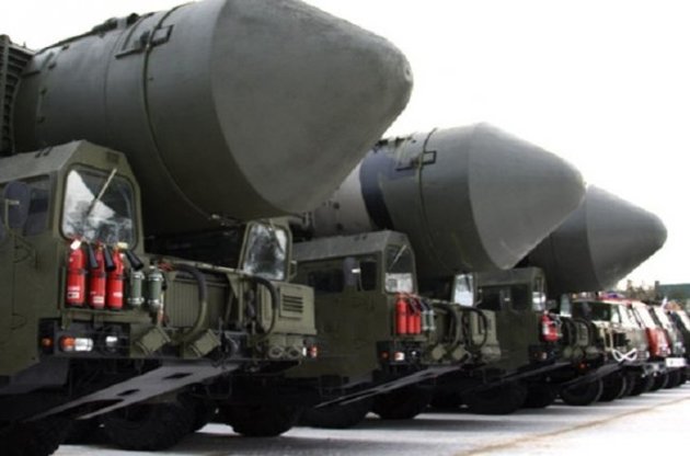 КНДР вывела баллистические ракеты на боевые позиции