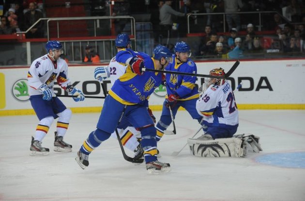 Сборная Украины удачно стартовала на чемпионате мира по хоккею