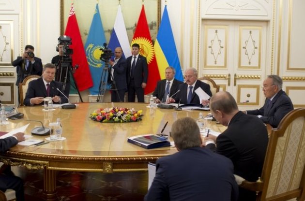 Украине согласились предоставить статус наблюдателя в Таможенном союзе