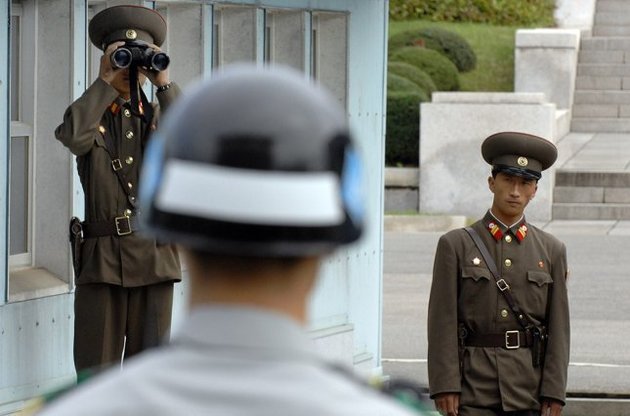 Северная и Южная Кореи определили время и место переговоров