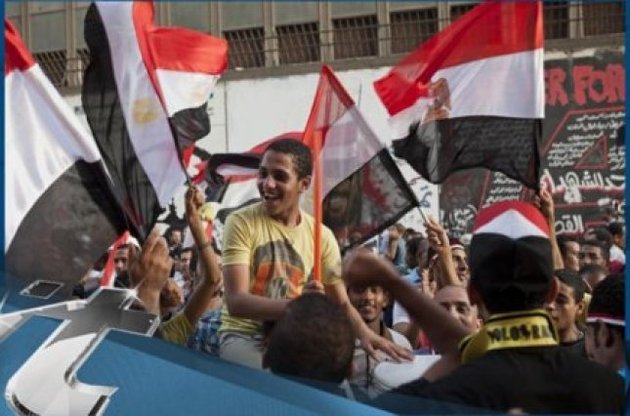 Власти Египта распорядились разогнать сторонников свергнутого президента Мурси