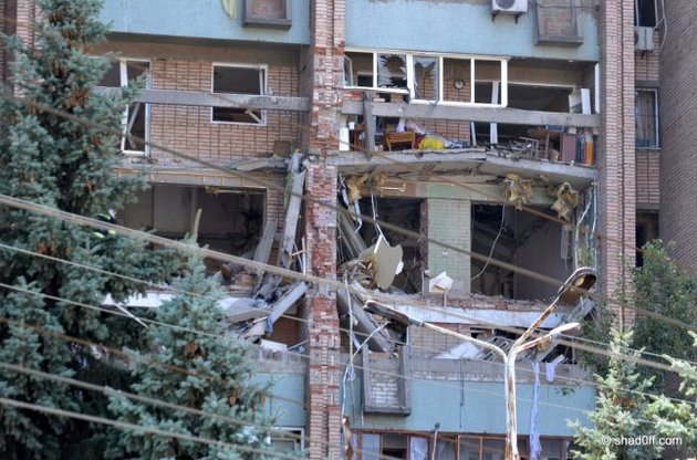 Названа предварительная причина взрыва в луганской многоэтажке