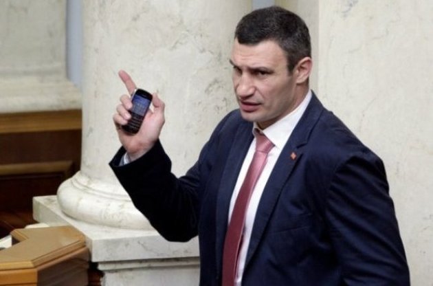 Боксерский сайт сообщил о намерении Кличко баллотироваться в президенты Украины в 2015 году