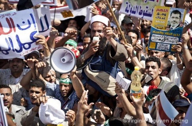 В Египте арестованы два политических лидера "Братьев-мусульман"
