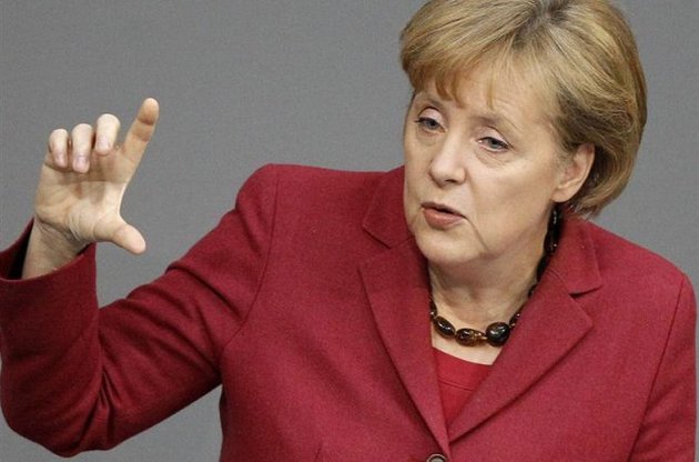 Меркель: Грецию не стоило пускать в еврозону