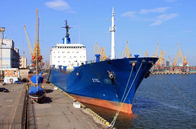 Освобожденное судно Etel с украинскими моряками покинуло Ливию