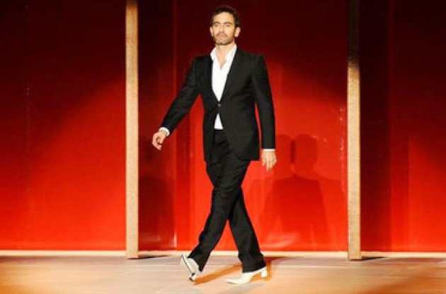 Дизайнер Марк Джейкобс покидает дом моды Louis Vuitton после 16 лет сотрудничества
