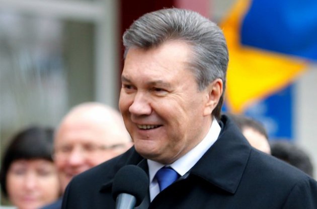На тлі масових протестів Янукович поїхав до Китаю