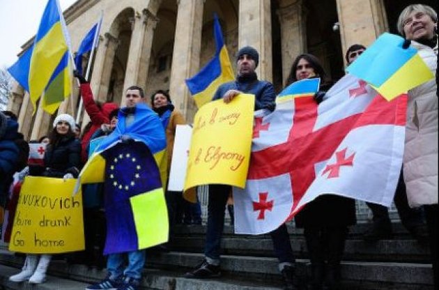 Грузинских журналистов выдворяют из Украины за Евромайдан