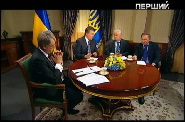 Янукович считает призывы к смене власти угрозой национальной безопасности
