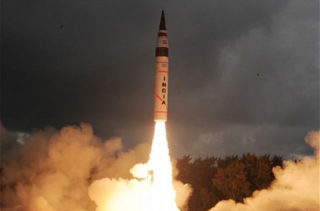 Індія проведе випробування трьох нових ракет