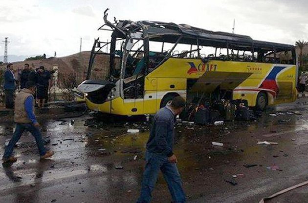 В Египте взорвался автобус с туристами