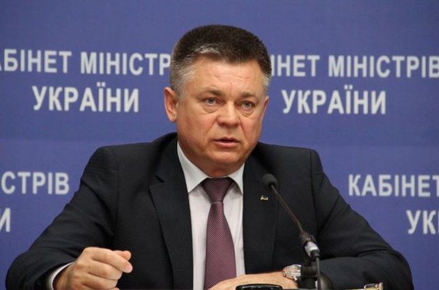 Лебедев заверил, что Минобороны не вмешивается в политику, помогая Внутренним войскам