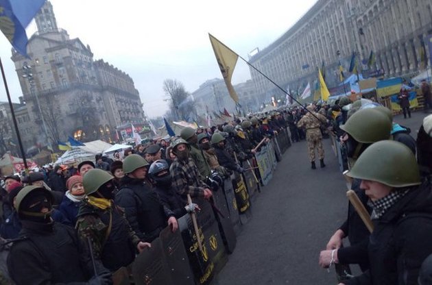 Колонны для похода к Верховной Раде начнут формироваться на Майдане в 8 утра