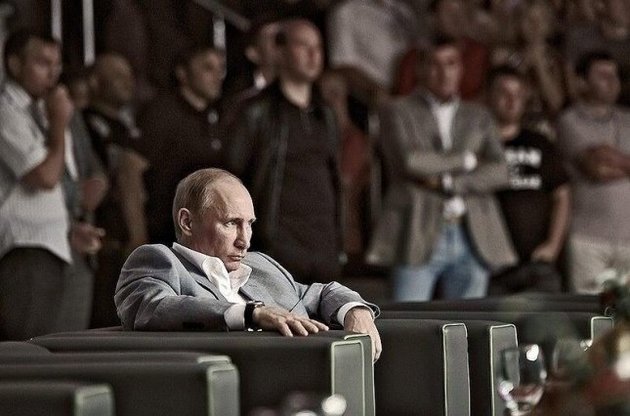 На фоне российской оккупации Крыма рейтинг Путина в РФ вырос до двухлетнего максимума