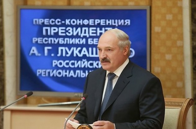Лукашенко попросив у Путіна військові літаки для захисту від НАТО