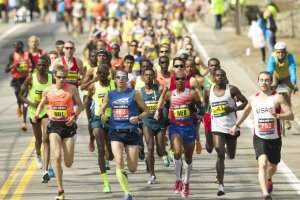 Бостонский марафон впервые за 30 лет выиграл американец, украинец - на четвертом месте