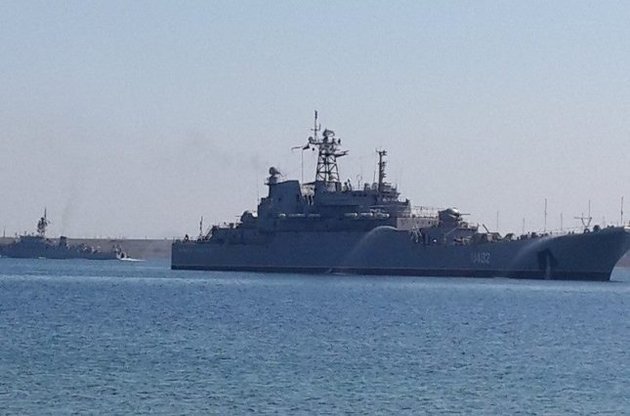 6 мая ожидается вывод из оккупированного Крыма группы вспомогательных судов украинских ВМС