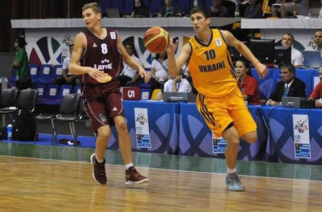 Еще один талантливый украинец отправился покорять баскетбольную Америку