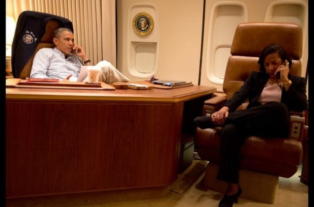 Обама привітав Порошенка з перемогою на президентських виборах