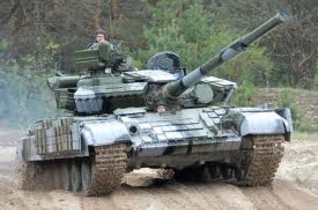 У зоні АТО бойовики підбили український танк Т-64Б
