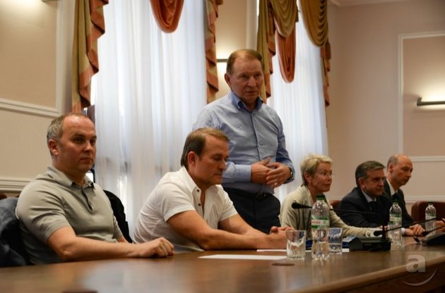 На переговорах в Донецке Медведчук представлял группировки ДНР и ЛНР