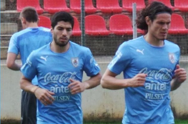 Уругвай готов бойкотировать матч 1/8 финала ЧМ из-за суровой дисквалификации Суареса