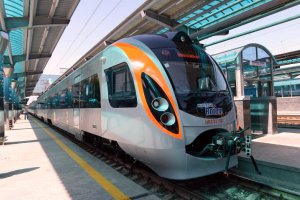 "Укрзалізниця" відновила рух потяга Hyundai до Слов'янська, Краматорська і Дружківки
