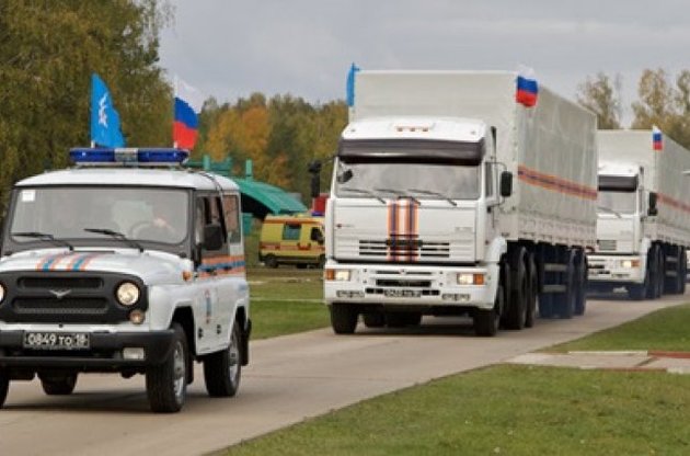 Половина колон із гуманітарним вантажем провела ніч під Воронежем