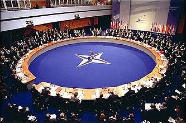 НАТО в очередной раз резко осудил поведение России