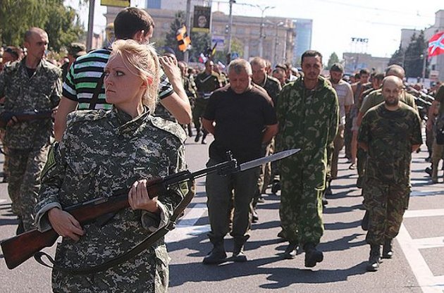 Евросоюз осудил парад пленных в Донецке