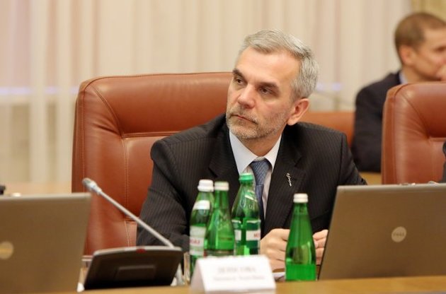 Яценюк вирішив відсторонити міністра охорони здоров'я Мусія