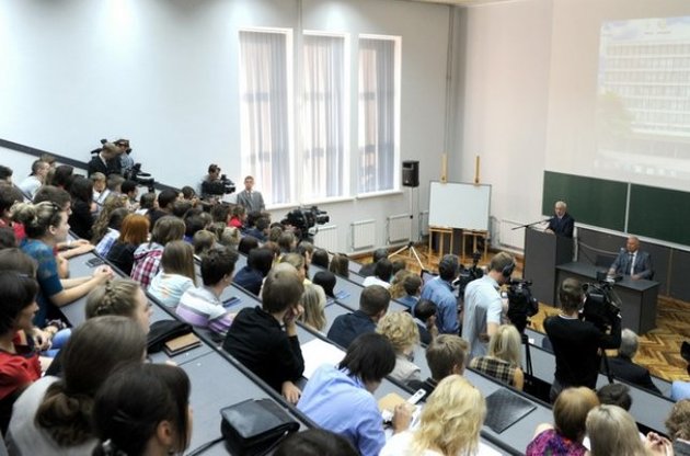 "Досье" на 1,5 миллиона студентов при Табачнике стало грубейшим нарушением их прав - эксперт