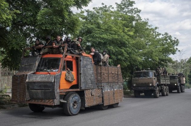 Боевики готовят провокации  в день выборов, маскируясь под батальоны "Азов" и "Айдар"