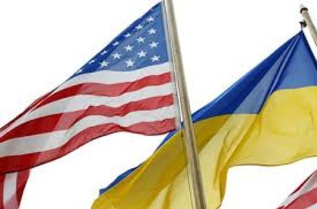 Совбез США "очень обеспокоен" колоннами бронетехники в Донбассе