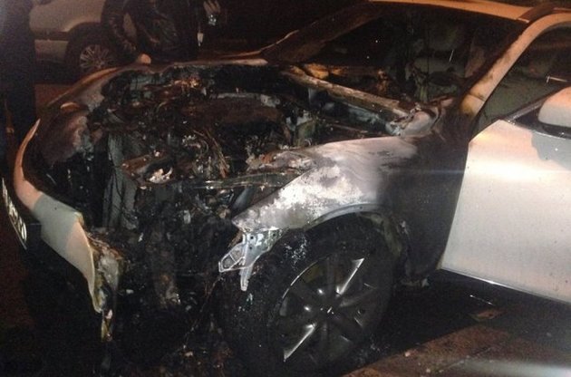 Неизвестные сожгли автомобиль пресс-секретаря Виталия Кличко