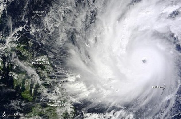 Из-за тайфуна на Филиппинах эвакуированы около 1 млн человек - Reuters