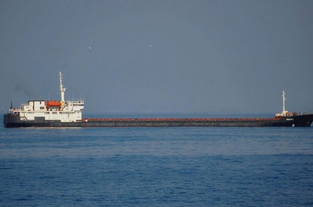 В Черном море тонет российский сухогруз