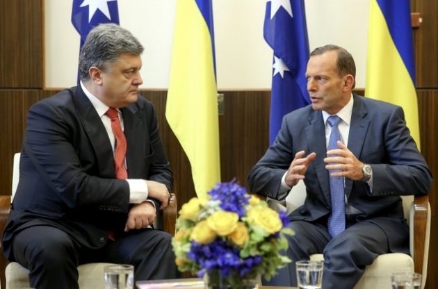 Порошенко и Эбботт обсудили поставки австралийского угля в Украину