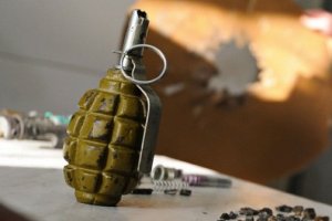 В Киеве неизвестный бросил в нардепов гранату — МВД