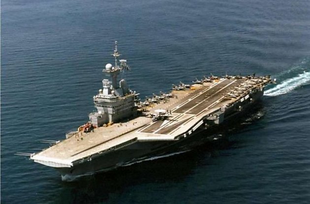 Франция направила флагман своего флота на борьбу с ИГ