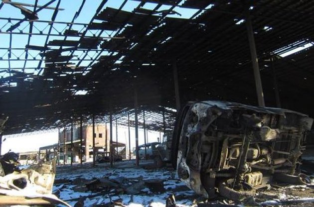 Украинских военных в Песках обстреливал снайпер – штаб АТО
