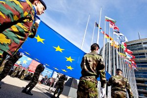 Глава МИД Польши назвал создание общей европейской армии "рискованной идеей"
