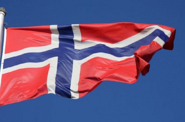 Офіційні особи Норвегії відмовилися бути присутніми на параді в Москві 9 травня