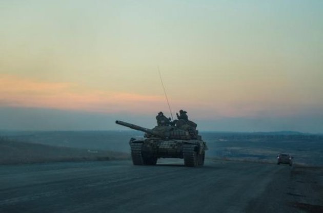 Российские регулярные войска обстреляли из танков Новотошкивку на Луганщине - Москаль