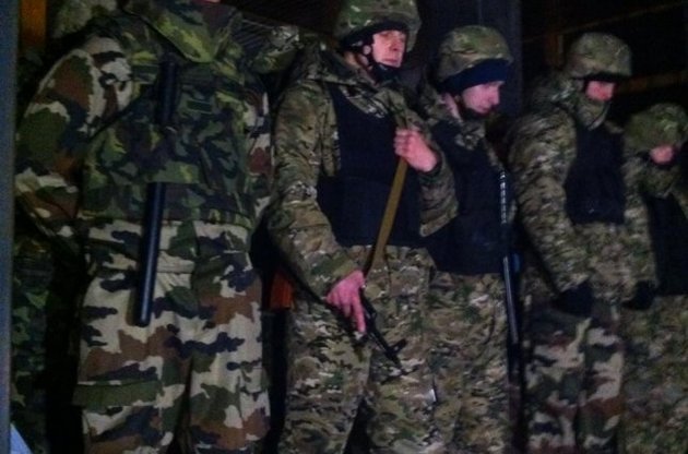 Частная охрана "Укрнафты" не имеет права носить оружие - МВД