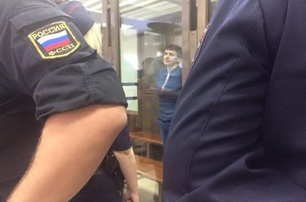 Российский суд продлил арест Савченко до 30 сентября