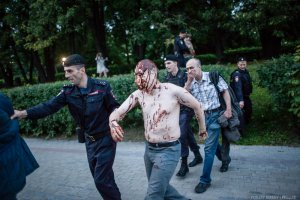 В Москве прошел "марш ватников" во главе с "Путиным"